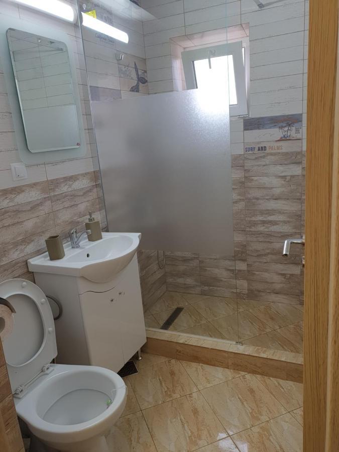 Apartament Diana Jurilovca Exteriör bild